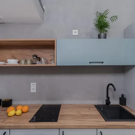 Parkside Fresh - Old Town - By Upstairs Apartment