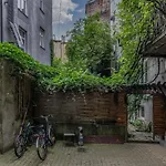 Parkside Fresh - Old Town - By Upstairs 아파트 크라쿠프